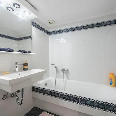 3br Next To Panormou Metro! * Athens
